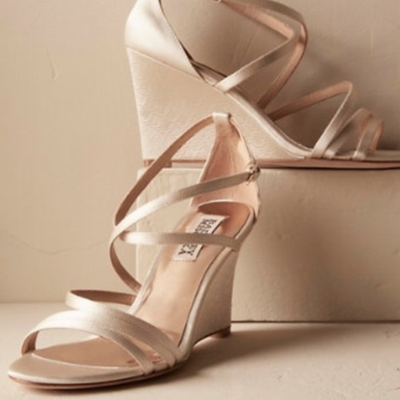 Badgley Mischka Shoes - BHLDN Badgley Mischka Bonanza Wedge Ivory NWOT